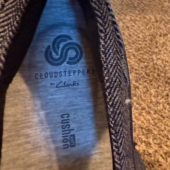 Clark’s Cloudsteppers, Gray, 8.5, NEW - Picture 4 of 5